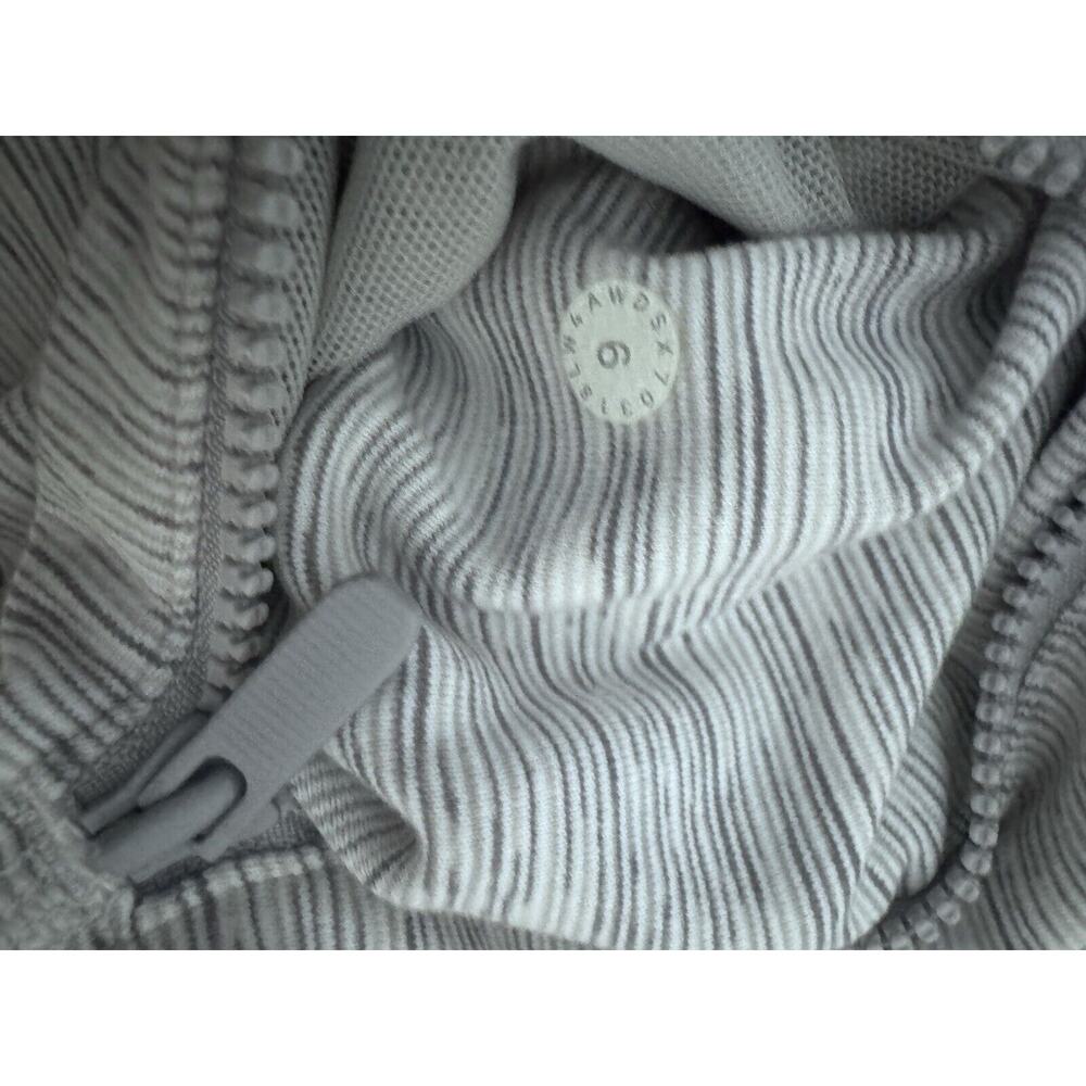 Lululemon Jacket Womens 6 Gray Define Zip Wee Are From Space Nimbus Battleship - Picture 5 of 6